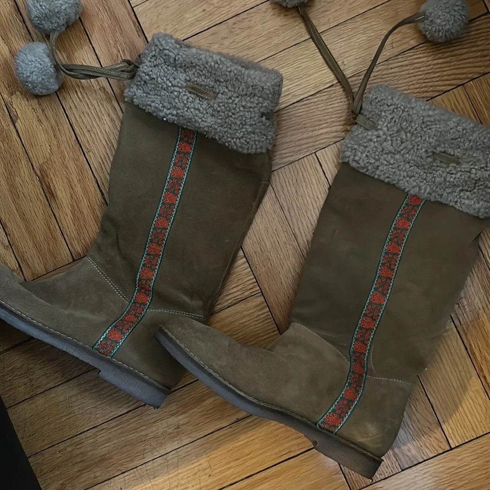 J.Crew winter boots sz 7 excellent condition - Picture 2 of 3